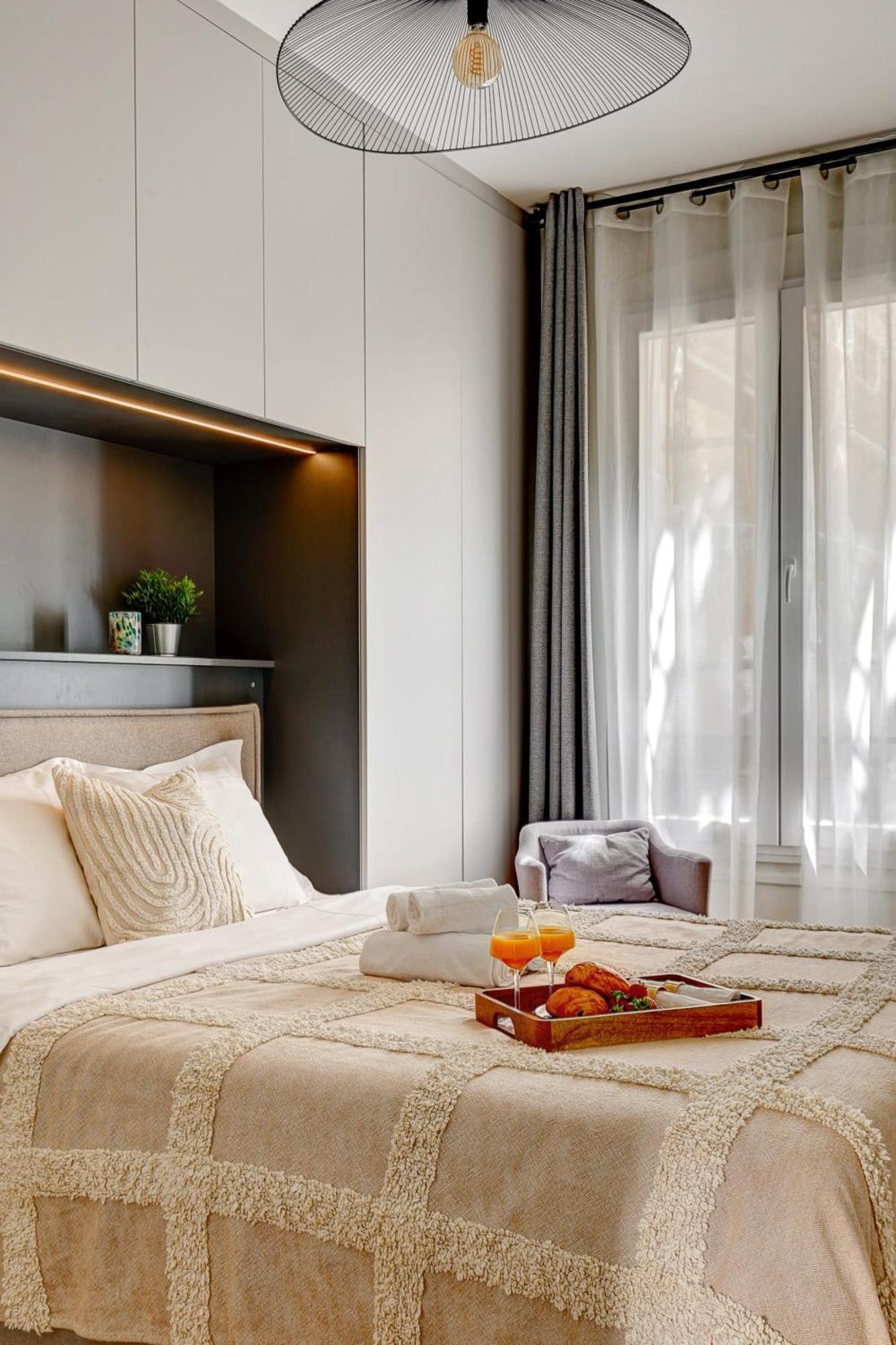 Latin Quarter & Pantheon With Balcony - Cityapartmentstay Paris